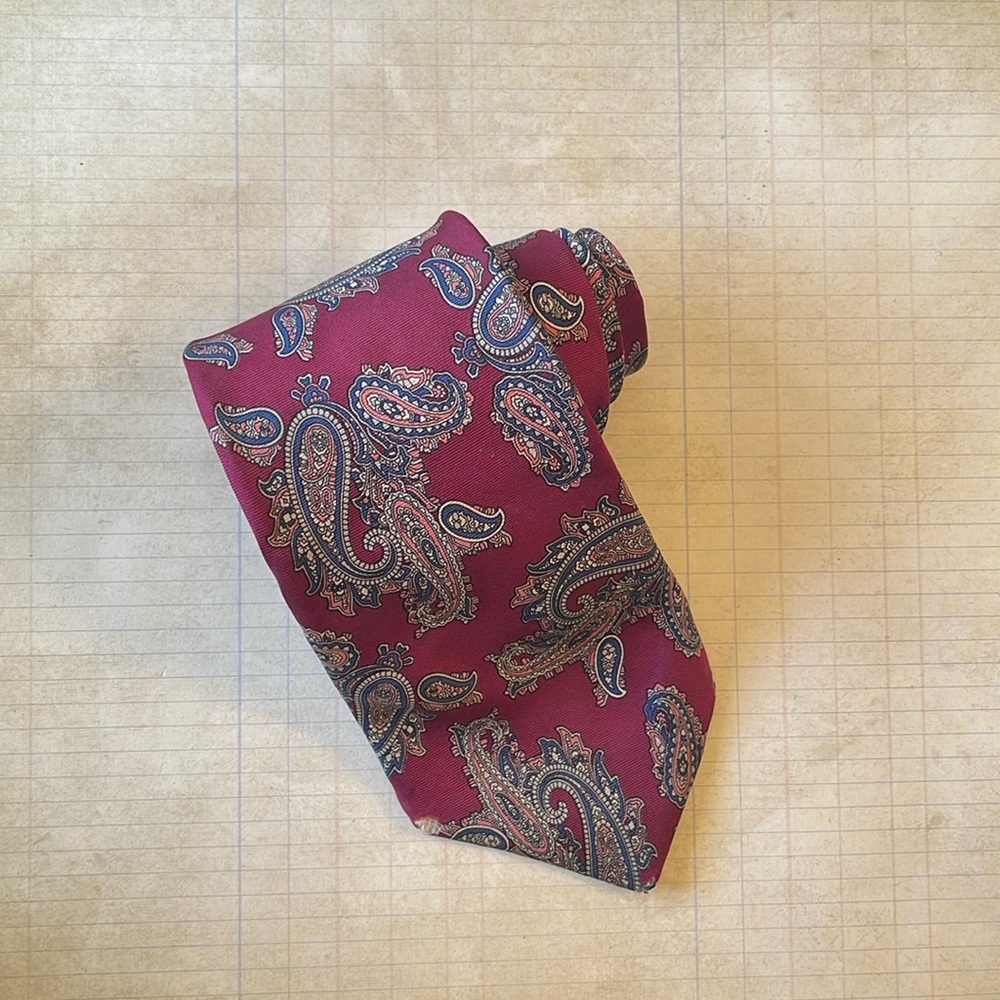 Christian Dior Paisley Silk Tie - Picture 2 of 8